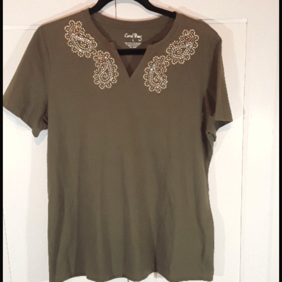 Coral Bay Tops - 💛5/$15 Coral Bay green short sleeve top large